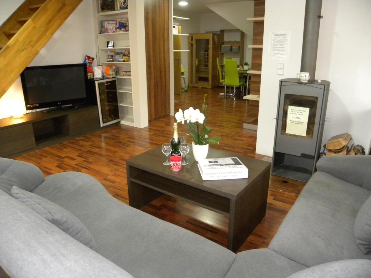 Apartment Wellness Vlckova エクステリア 写真