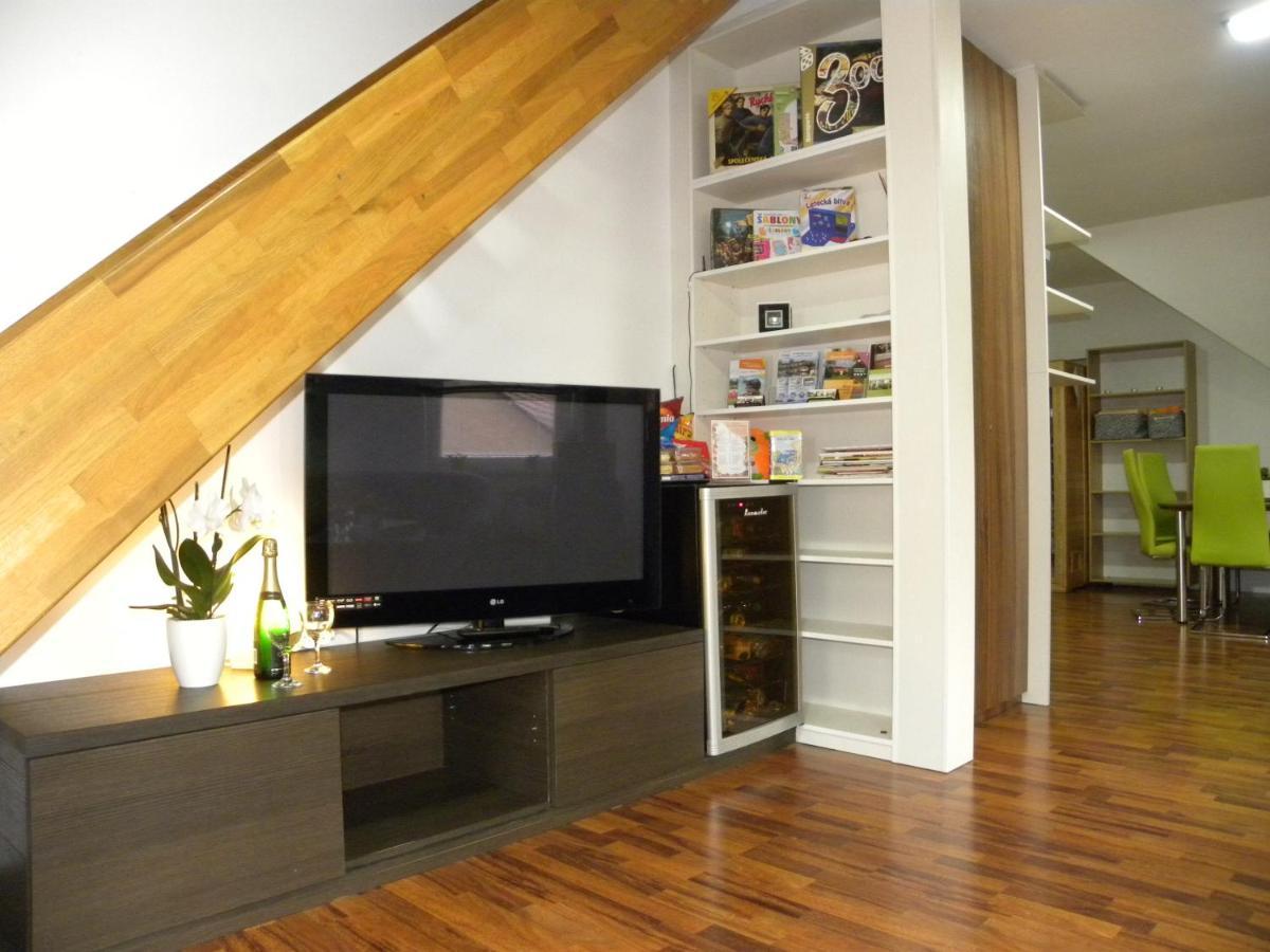 Apartment Wellness Vlckova エクステリア 写真