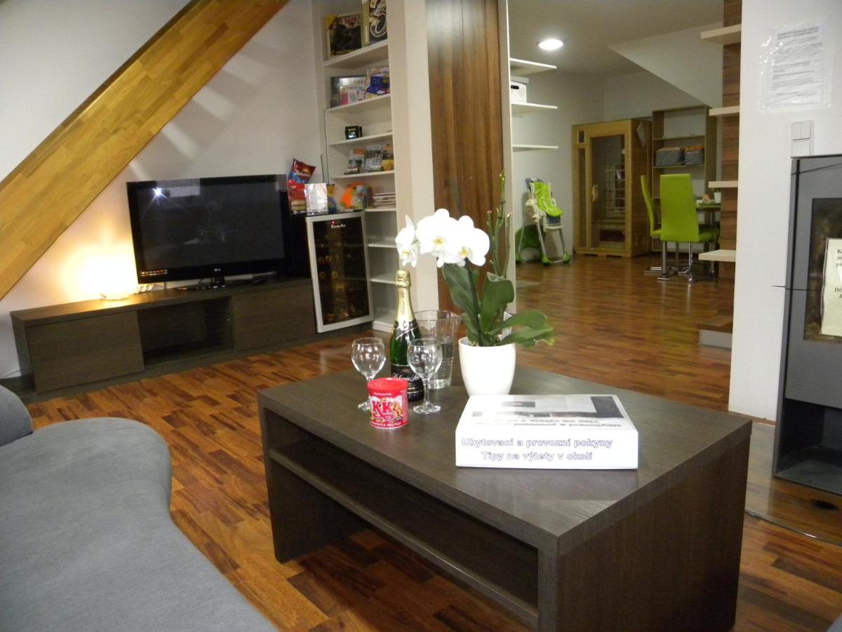 Apartment Wellness Vlckova エクステリア 写真