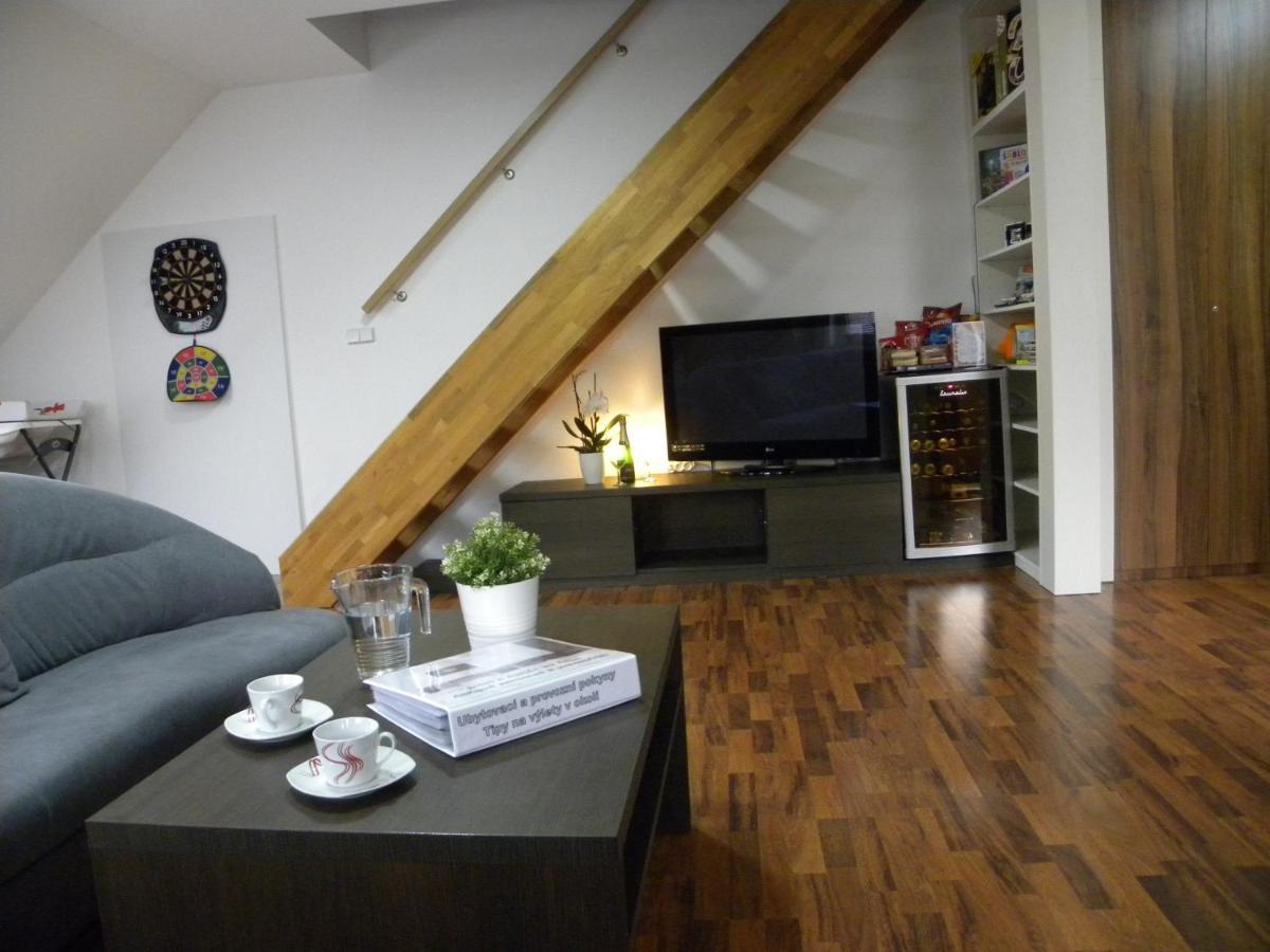 Apartment Wellness Vlckova エクステリア 写真