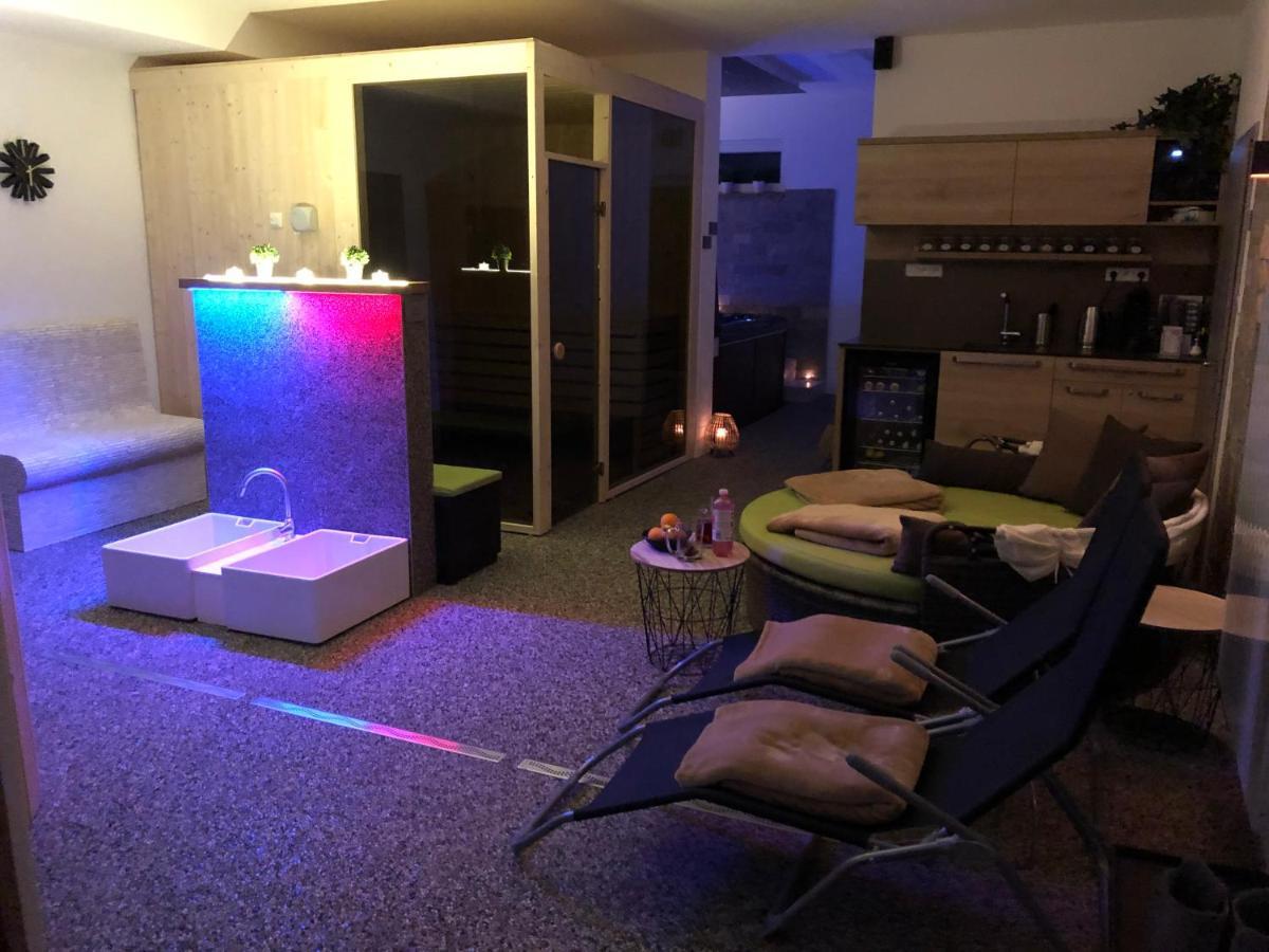 Apartment Wellness Vlckova エクステリア 写真